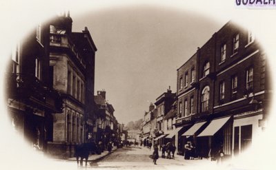 Godalming High Street, Surrey, ca. 1900 (sepia-bilde) av English Photographer