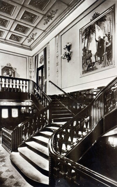 Grand Staircase ombord på HMS Homeric av English Photographer