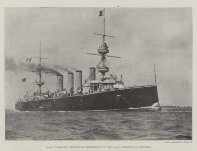 HMS Powerful kom tilbake til Portsmouth med Naval Defenders of Ladysmith av English Photographer