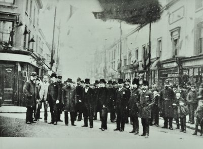 Hare Street: åpning av Woolwich-fergen, 1889 av English Photographer