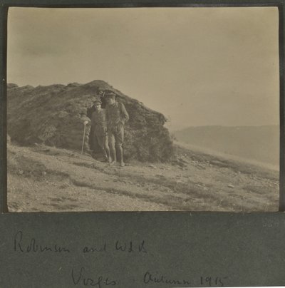 Harold Roper Robinson und William Lawrence Bragg, Vogesen, Herbst 1915 von English Photographer