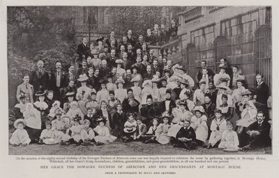 Hennes nåde, enkehertuginnen av Abercorn og hennes etterkommere i Montagu House av English Photographer