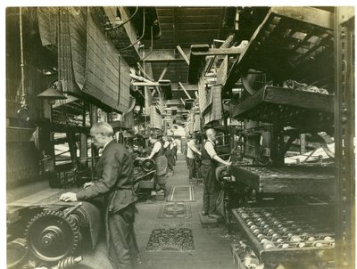 Jacquardveving, Hughes fabrikk nr. 2, 1923 av English Photographer