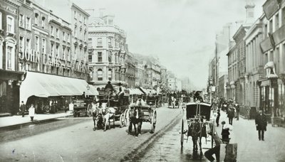 John Lewis, Oxford Street, Westminster LB: ser østover ved Oxford Circus, 1890 av English Photographer