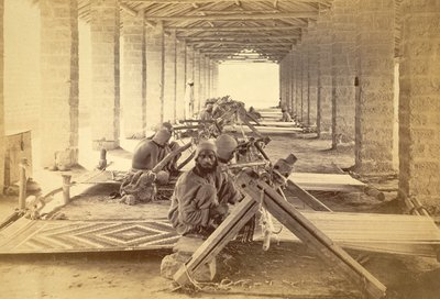 Karachi fengselsvevere. 1873 (fotografisk trykk) av English Photographer