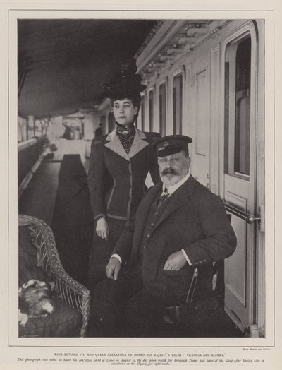 Kong Edward VII og dronning Alexandra om bord på His Majestys Yacht Victoria og Albert av English Photographer