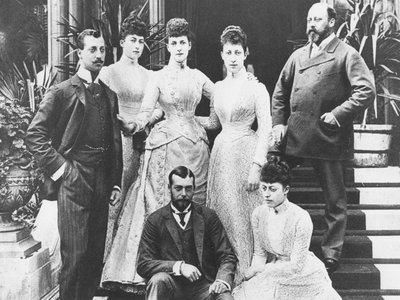 Kong Edward og hans familie (s/hvitt bilde) av English Photographer