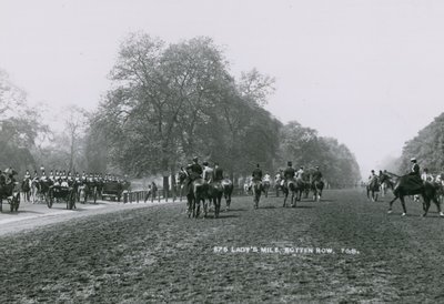 Ladys Mile, Rotten Row, Hyde Park, London av English Photographer