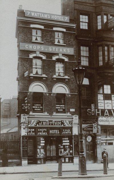 London Chops and Steaks Shop, Wattams Hotel av English Photographer