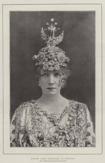 Madame Sarah Bernhardt som Theodora av English Photographer