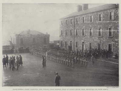 Generalmajor Gosset inspiserer Lord Iveaghs feltsykehusansatte i Dublin før de drar til Sør-Afrika av English Photographer