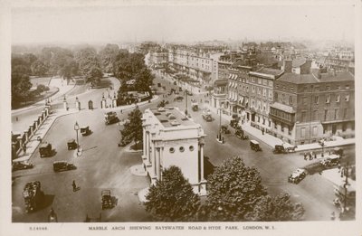 Marble Arch som viser Bayswater Road og Hyde Park, London av English Photographer