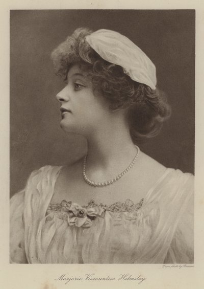 Marjorie Viscountess Helmsley (s/h-bilde) av English Photographer