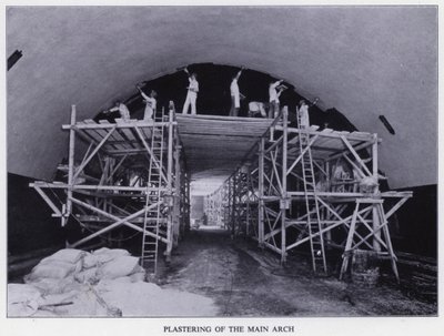 Mersey Tunnel: Plastering of the Main Arch (s/hv-bilde) av English Photographer