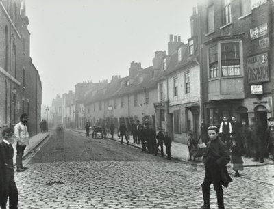 Mill Lane: fra Deptford Broadway, London, 1895 av English Photographer