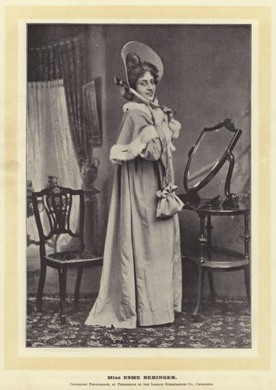 Frøken Esme Beringer av English Photographer
