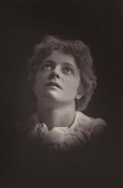 Frøken Olga Brandon av English Photographer