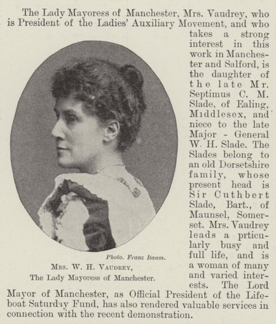 Mrs WH Vaudrey, Lady Mayoress of Manchester av English Photographer