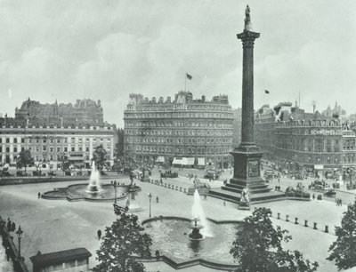 Nelsons Column, Trafalgar Square, Westminster LB: med utsikt mot sørøst, 1895 av English Photographer