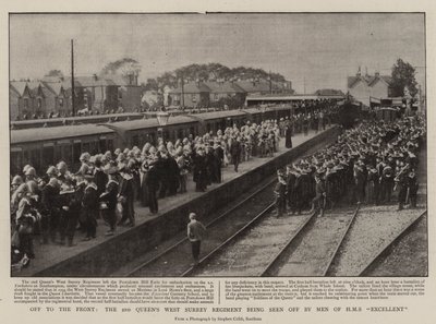 Ut til fronten, det andre Queens West Surrey-regimentet blir sett av av Men of H M S Excellent av English Photographer