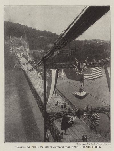 Åpning av den nye hengebroen over Niagara Gorge av English Photographer