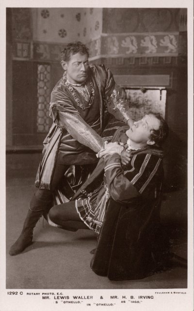 Othello struper Iago, Lewis Waller og HB Irving (s/hvitt-bilde) av English Photographer