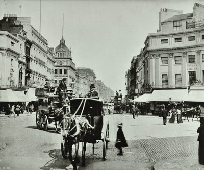 Oxford Circus, Westminster LB: ser øst, 1890 av English Photographer