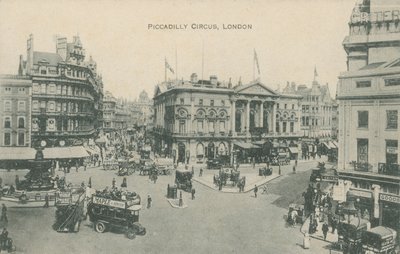 Piccadilly Circus, London av English Photographer