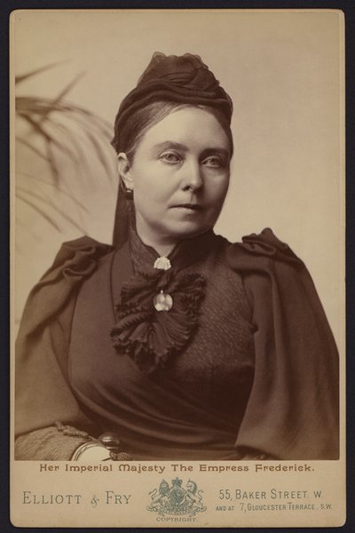 Portrait, Victoria, Princess Royal, som var gift med keiser Frederick III av Tyskland (s/hv-bilde) av English Photographer