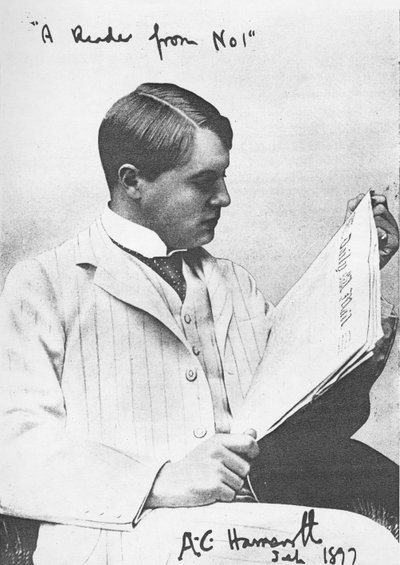 Portrett av Alfred Harmsworth, 1897 av English Photographer