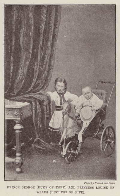 Prins George (hertug av York) og prinsesse Louise av Wales (hertuginne av Fife) av English Photographer