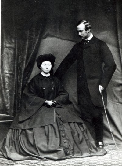 Prinsesse Alice og prins Ludwig av Hessen, 1860 av English Photographer