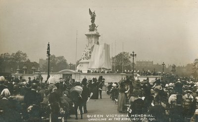 Queen Victoria Memorial, avduking av kongen, 16. mai 1911 av English Photographer