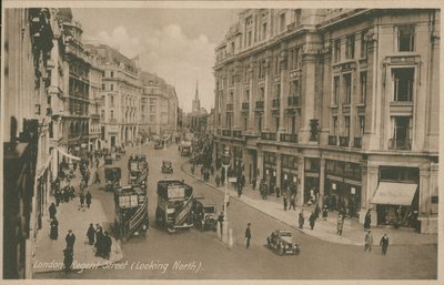 Regent Street, London, ser nordover av English Photographer