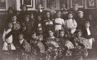 Skolebarn, Norfolk, tidlig på 1900-tallet (s/h-foto) av English Photographer