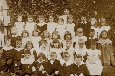 Skolebarn, Norfolk, tidlig på 1900-tallet (s/h-foto) av English Photographer