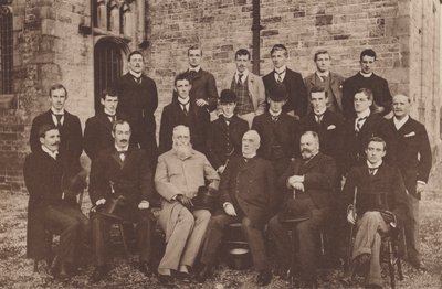 Sedbergh: Gruppe av gamle Sedberghians (s/hvitt-bilde) av English Photographer