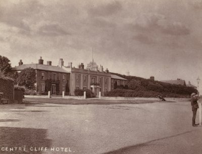 Southwold: Center Cliff Hotel (s/hvitt bilde) av English Photographer
