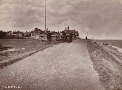 Southwold: Gunhill (s/hvitt bilde) av English Photographer