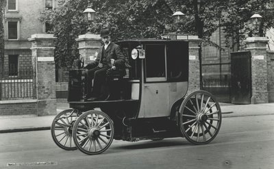 Drosjer - Elektriske, 1897-1900 av English Photographer