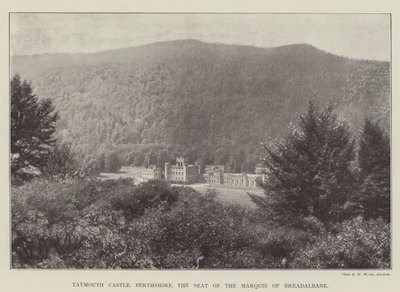 Taymouth Castle, Perthshire, setet til markisen av Breadalbane av English Photographer