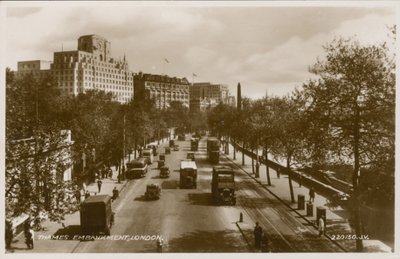 Thames Embankment, London av English Photographer