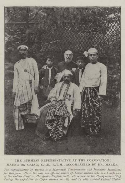 Den burmesiske representanten ved kroningen, Maung On Gaing, CIE, ATM, akkompagnert av Dr Marks av English Photographer