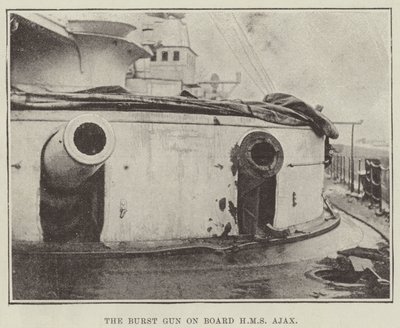The Burst Gun ombord på HMS Ajax av English Photographer
