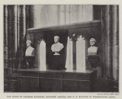 Bystene til Charles Kingsley, Matthew Arnold og FD Maurice i Westminster Abbey av English Photographer
