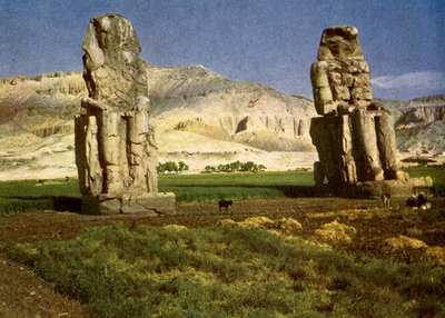 Memnon-kolossene, nær Theben, Egypt. av English Photographer