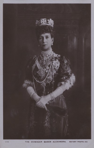 Enkedronningen Alexandra (s/hvitt bilde) av English Photographer