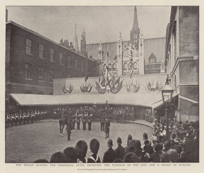 Sirdaren forlater Guildhall etter å ha mottatt Freedom of the City og et æressverd av English Photographer