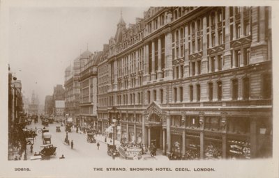 The Strand, Hotel Cecil, London (s/hvitt-bilde) av English Photographer