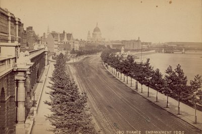 Themsen Embankment, London av English Photographer